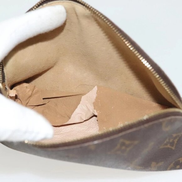 LOUIS VUITTON Monogram Pochette Cosmetic PM Pouch M43998 LV Auth 137257 - Picture 8 of 16